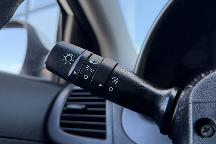 Hyundai Solaris, Бензин, 1.6, Механическая, Передний привод, Седан - 16