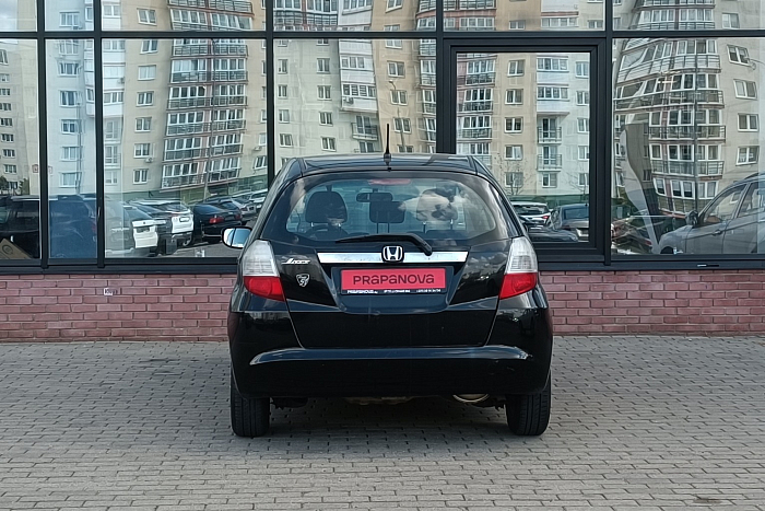 Honda Jazz, Бензин, 1.3, Механическая, Передний привод, Хэтчбек - 6