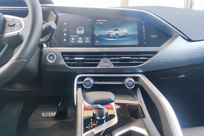 Geely Tugella, Бензин, 2.0, Автомат, Полный привод, Внедорожник - 15