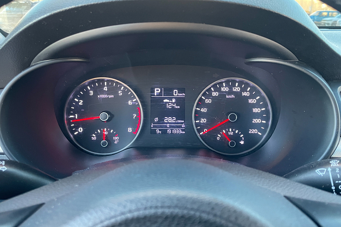 Kia  Rio X-line, Бензин, 1.6, Автомат, Передний привод, Хэтчбек - 14