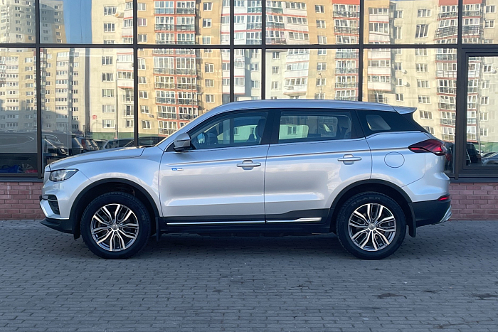 Geely Atlas Pro, Гибрид, 1.5, Робот, Полный привод, Внедорожник - 3