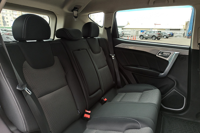 Geely Emgrand X7, Бензин, 2.0, Автомат, Передний привод, Кроссовер - 12