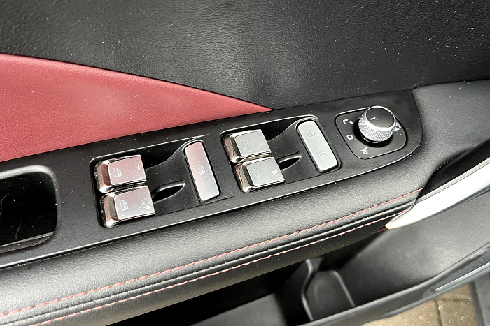 Belgee X50, Бензин, 1.5, Робот, Передний привод, Внедорожник - 24