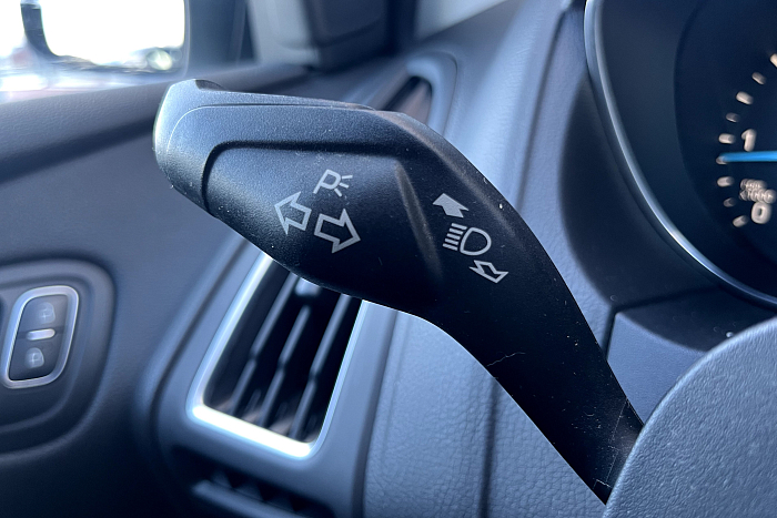 Ford Focus, Дизель, 1.5, Робот, Передний привод, Универсал - 16