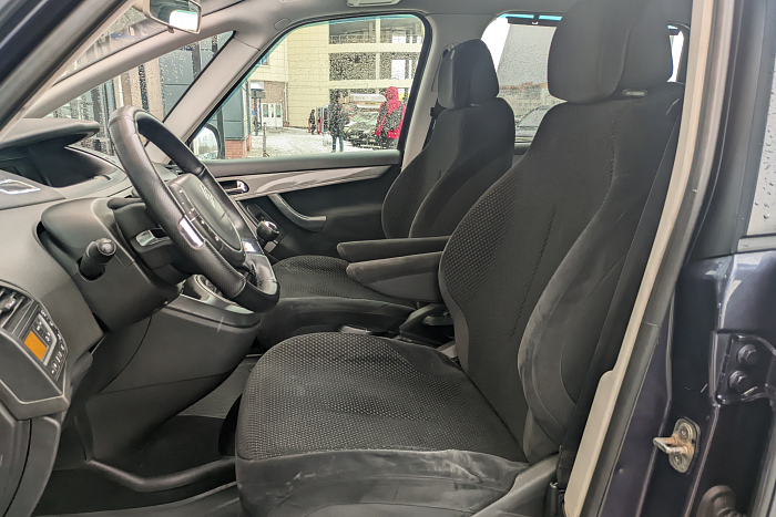 Citroen C4 Grand Picasso, Дизель, 1.6, Механическая, Передний привод, Минивэн - 10