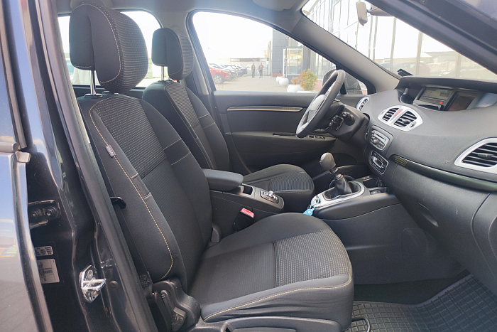 Renault Grand Scenic, Бензин, 1.4, Механическая, Передний привод, Минивэн - 12