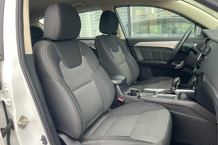 Geely Emgrand X7, Бензин, 2.0, Автомат, Передний привод, Внедорожник - 11