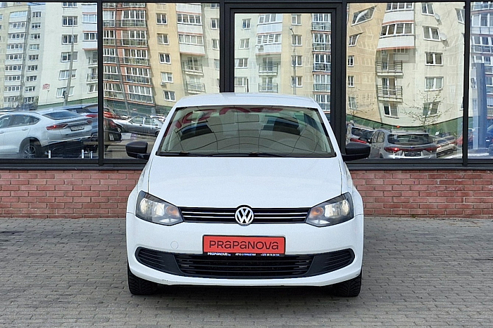 Volkswagen Polo Sedan, Бензин, 1.6, Механическая, Передний привод, Седан - 1