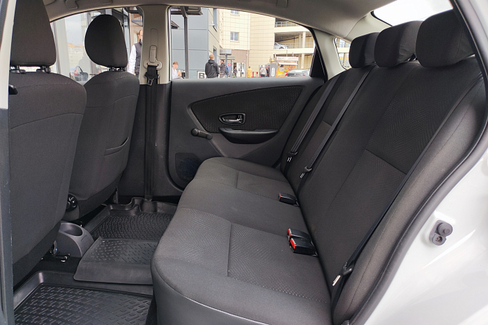 Nissan Almera, Бензин, 1.6, Механическая, Передний привод, Седан - 11