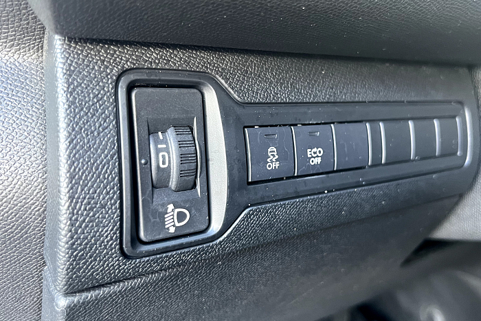 Peugeot 308, Дизель, 1.6, Механическая, Передний привод, Универсал - 22