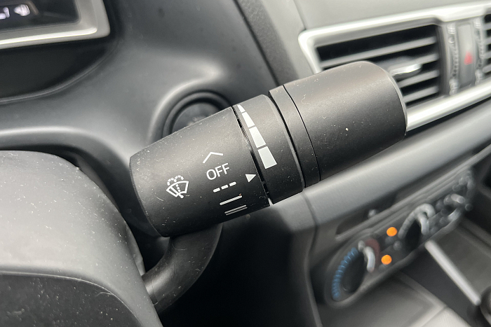 Mazda 3, Бензин, 1.6, Автомат, Передний привод, Седан - 16