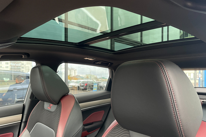 Geely Coolray, Бензин, 1.5, Робот, Передний привод, Внедорожник - 27