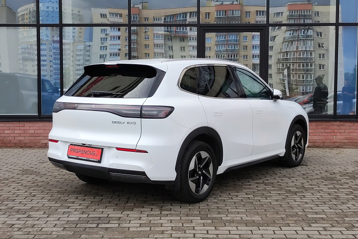 Geely EX5, Электро, Передний привод, Внедорожник - 4