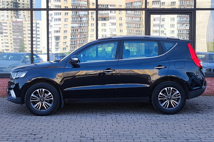 Geely Emgrand X7, Бензин, 2.0, Автомат, Передний привод, Внедорожник - 7