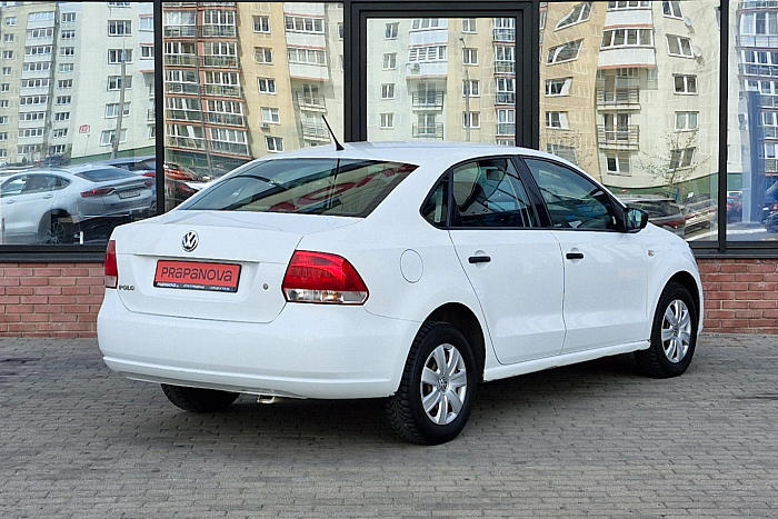 Volkswagen Polo Sedan, Бензин, 1.6, Механическая, Передний привод, Седан - 5