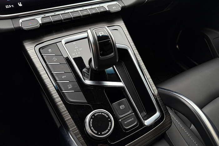 Geely Atlas Pro, Бензин, 1.5, Робот, Полный привод, Внедорожник - 15