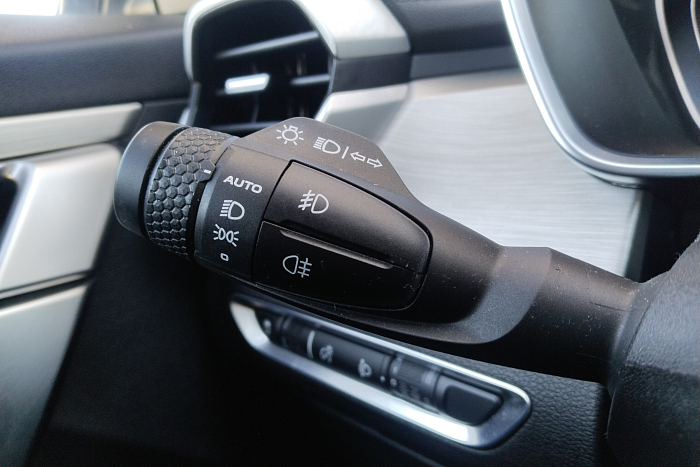 Geely Coolray, Бензин, 1.5, Робот, Передний привод, Внедорожник - 18