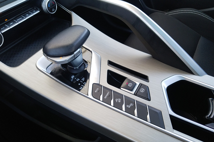Geely Coolray, Бензин, 1.5, Робот, Передний привод, Внедорожник - 16