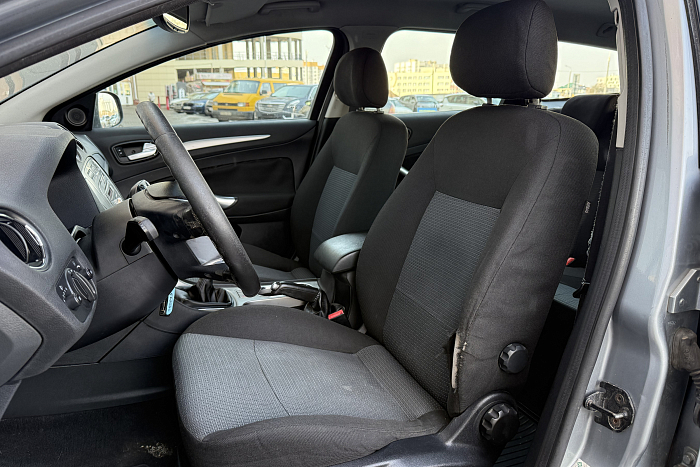 Ford Mondeo, Дизель, 2.0, Механическая, Передний привод, Универсал - 10