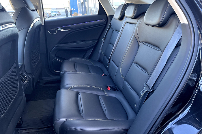 Geely Tugella, Бензин, 2.0, Автомат, Полный привод, Внедорожник - 11