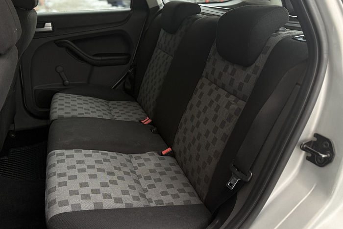 Ford Focus II, Дизель, 1.8, Механическая, Передний привод, Универсал - 13