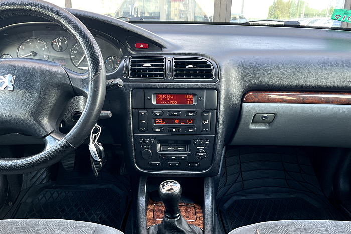 Peugeot 406, Газ-бензин, 2.0, Механическая, Передний привод, Седан - 13