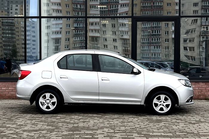 Renault Logan, Бензин, 1.6, Механическая, Передний привод, Седан - 2