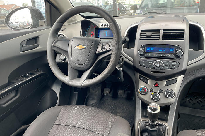 Chevrolet  Aveo, Бензин, 1.6, Механическая, Передний привод, Седан - 9