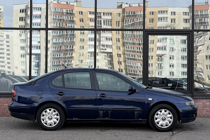 SEAT Toledo, Бензин, 1.6, Механическая, Передний привод, Седан - 3