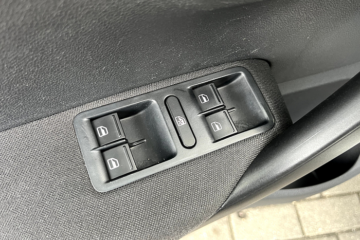 Volkswagen Polo Sedan, Бензин, 1.6, Автомат, Передний привод, Седан - 17