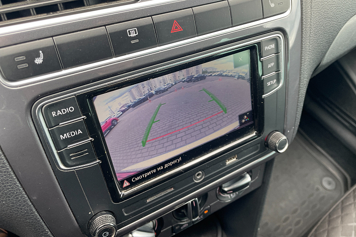 Volkswagen  Polo, Бензин, 1.6, Автомат, Передний привод, Седан - 20