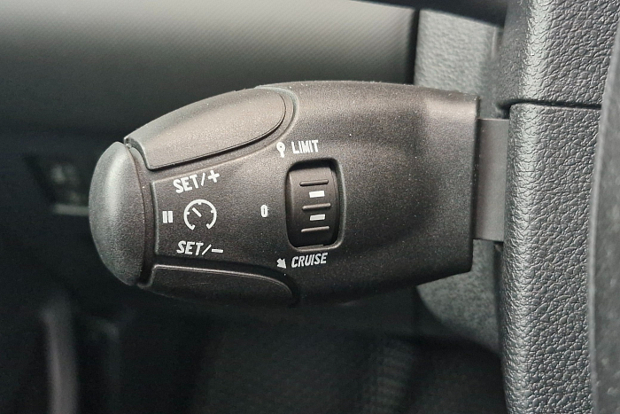 Peugeot 308, Бензин, 1.6, Автомат, Передний привод, Хэтчбек - 19