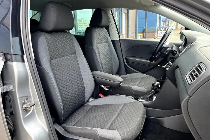 Volkswagen Polo Sedan, Бензин, 1.6, Автомат, Передний привод, Седан - 9