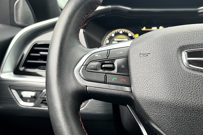 Geely Tugella, Бензин, 2.0, Автомат, Полный привод, Внедорожник - 19