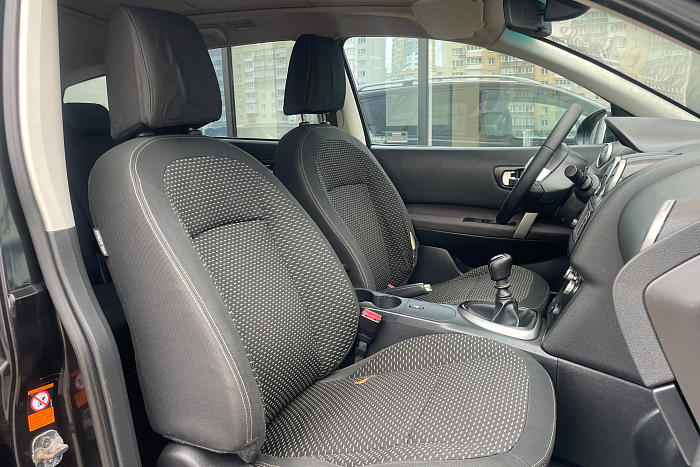 Nissan  Qashqai +2, Дизель, 2.0, Механическая, Передний привод, Внедорожник - 11