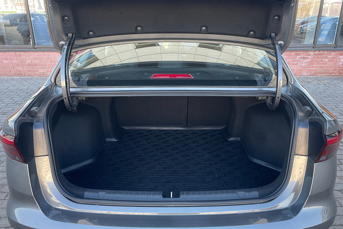 Geely Emgrand, Бензин, 1.5, Механическая, Передний привод, Седан - 20