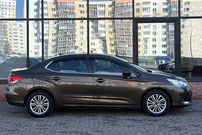 Citroen C4, Бензин, 1.6, Автомат, Передний привод, Седан - 3