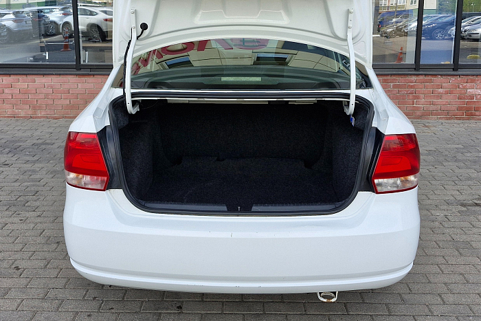 Volkswagen Polo Sedan, Бензин, 1.6, Механическая, Передний привод, Седан - 20