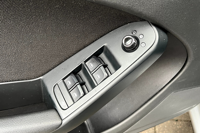 Audi A4, Бензин, 1.8, Вариатор, Передний привод, Универсал - 21