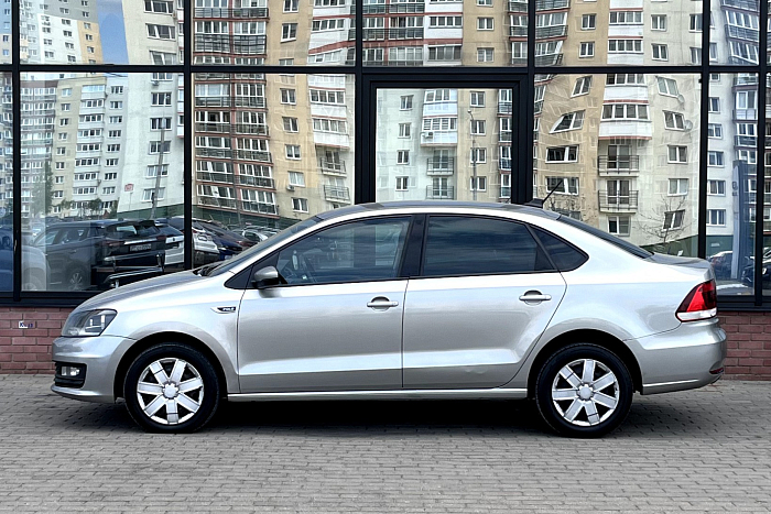 Volkswagen Polo Sedan, Бензин, 1.6, Автомат, Передний привод, Седан - 5