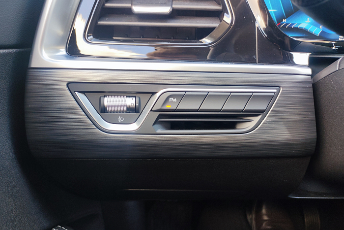 Geely Tugella, Бензин, 2.0, Автомат, Полный привод, Внедорожник - 24