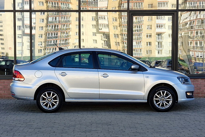 Volkswagen Polo Sedan, Бензин, 1.6, Механическая, Передний привод, Седан - 7