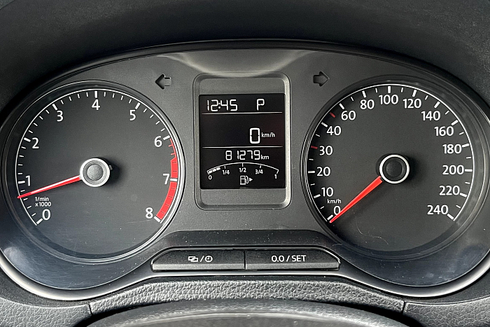 Volkswagen Polo Sedan, Бензин, 1.6, Автомат, Передний привод, Седан - 12