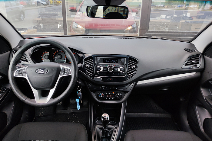 Lada Vesta, Бензин, 1.6, Механическая, Передний привод, Универсал - 8