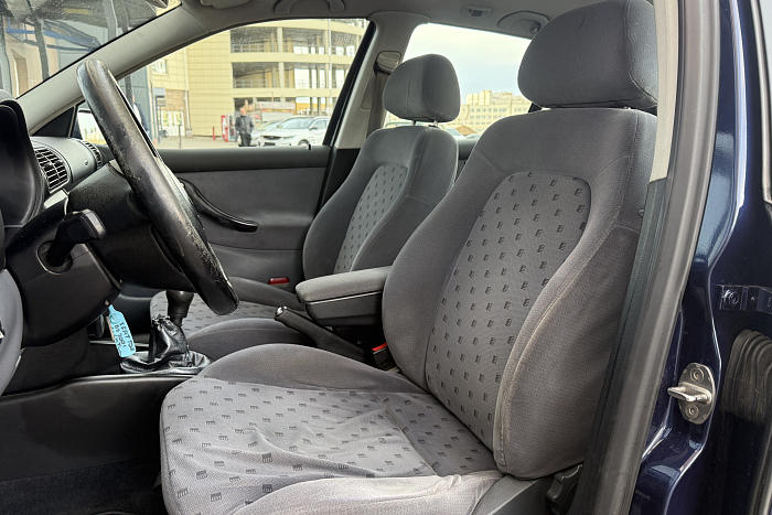 SEAT Toledo, Бензин, 1.6, Механическая, Передний привод, Седан - 10