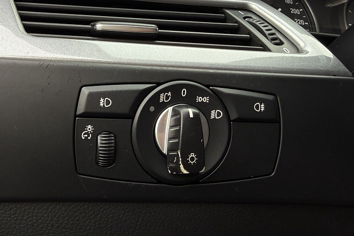 BMW 520D, Дизель, 2.0, Автомат, Задний привод, Универсал - 20