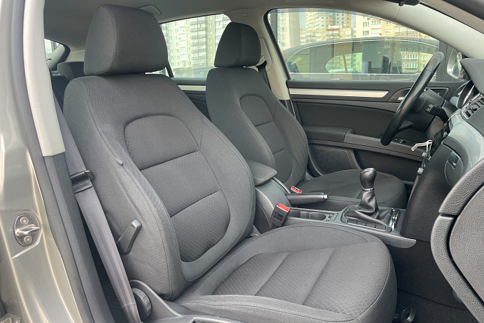 Skoda Superb, Бензин, 1.8, Механическая, Передний привод, Лифтбэк - 11