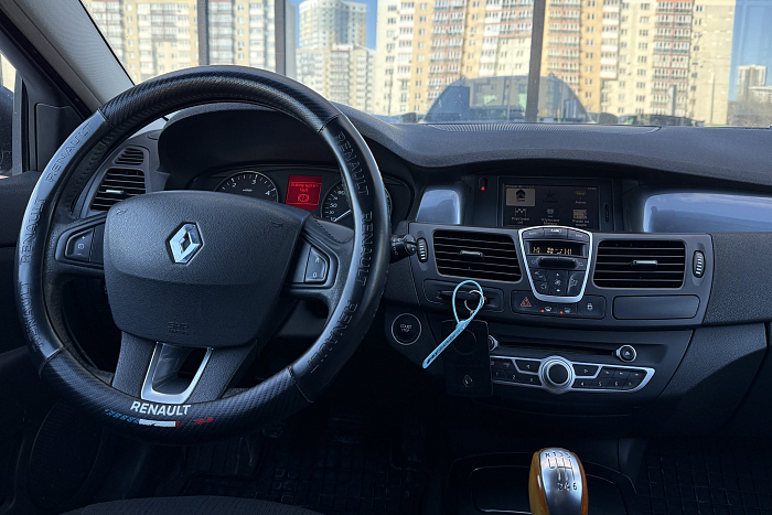 Renault Laguna III, Дизель, 1.5, Механическая, Передний привод, Универсал - 9