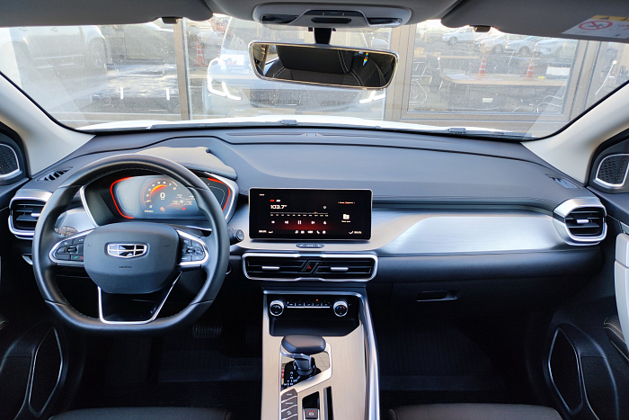 Geely Coolray, Бензин, 1.5, Робот, Передний привод, Внедорожник - 8