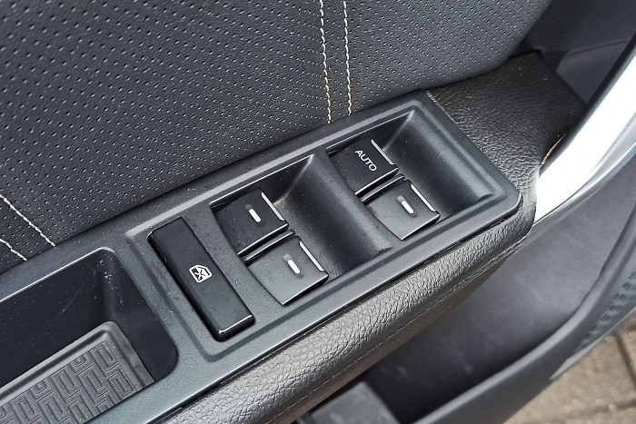 Geely Emgrand X7, Бензин, 2.0, Автомат, Передний привод, Кроссовер - 13